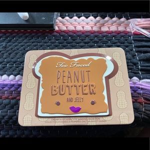 Too faced peanut butter and jelly palette